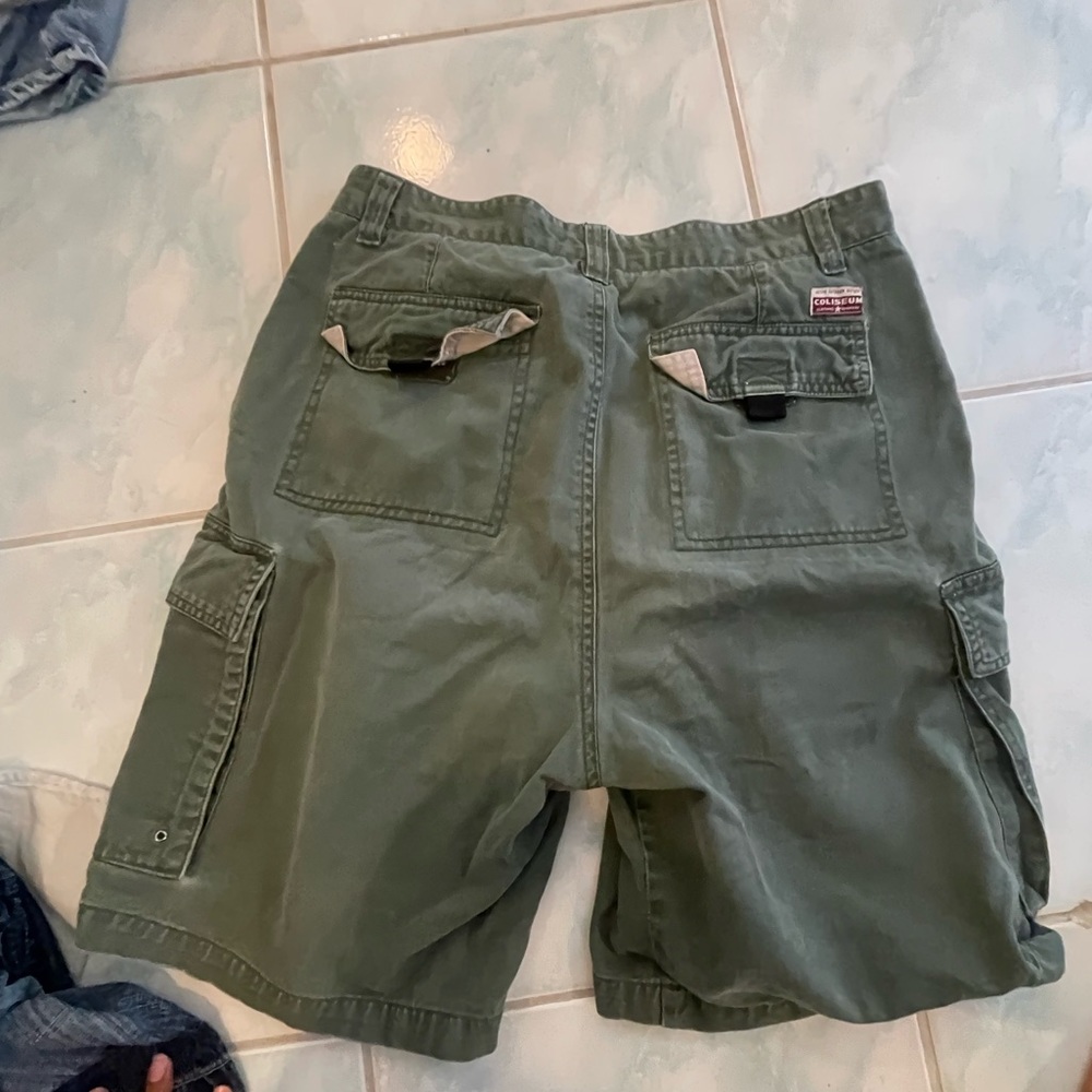 shorts - Picture 2 of 3